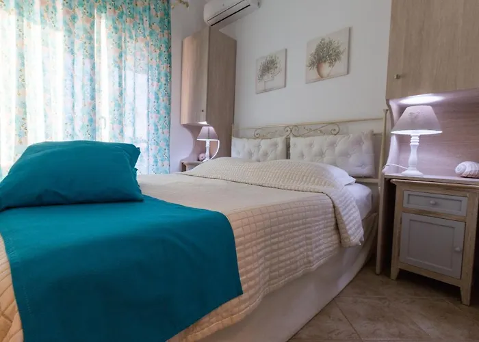 Moriel Seaside Homes * Elia Nikitis